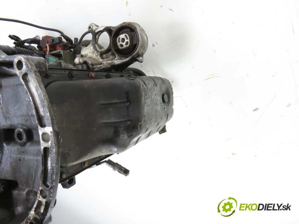 CITROEN C4 I (LC_) HB 2004 80,00 1.6 HDi 109 - 9HZ (DV6TED4) 1560,00 Motor DIESEL 9HZ ; 0445110188 ; 0986437028