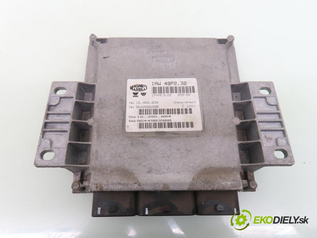 CITROEN C5 I (DC_) LIFTBACK 2002 100,00 2.0 16V (DCRFNC, DCRFNF) - RFN (EW10J4) 1997,00 Riadiaca jednotka Motor IAW48P232 ; 9644903980