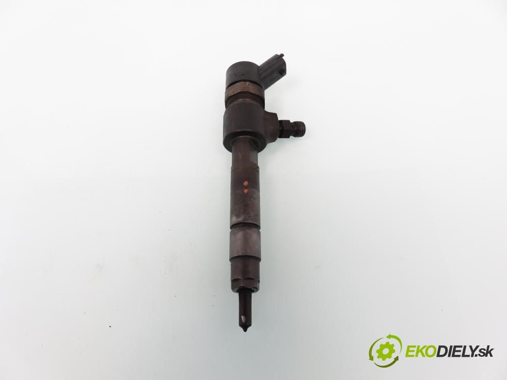 FIAT GRANDE PUNTO (199_) HB 2006 96,00 1.9 D Multijet 130 8V - 199 A5.000 1910,00 vstřikovač 0445110276 (Vstřikovač paliva)