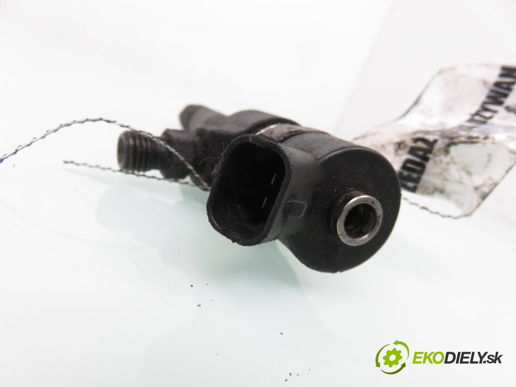 FIAT GRANDE PUNTO (199_) HB 2006 96,00 1.9 D Multijet 130 8V - 199 A5.000 1910,00 vstřikovač 0445110276 (Vstřikovač paliva)