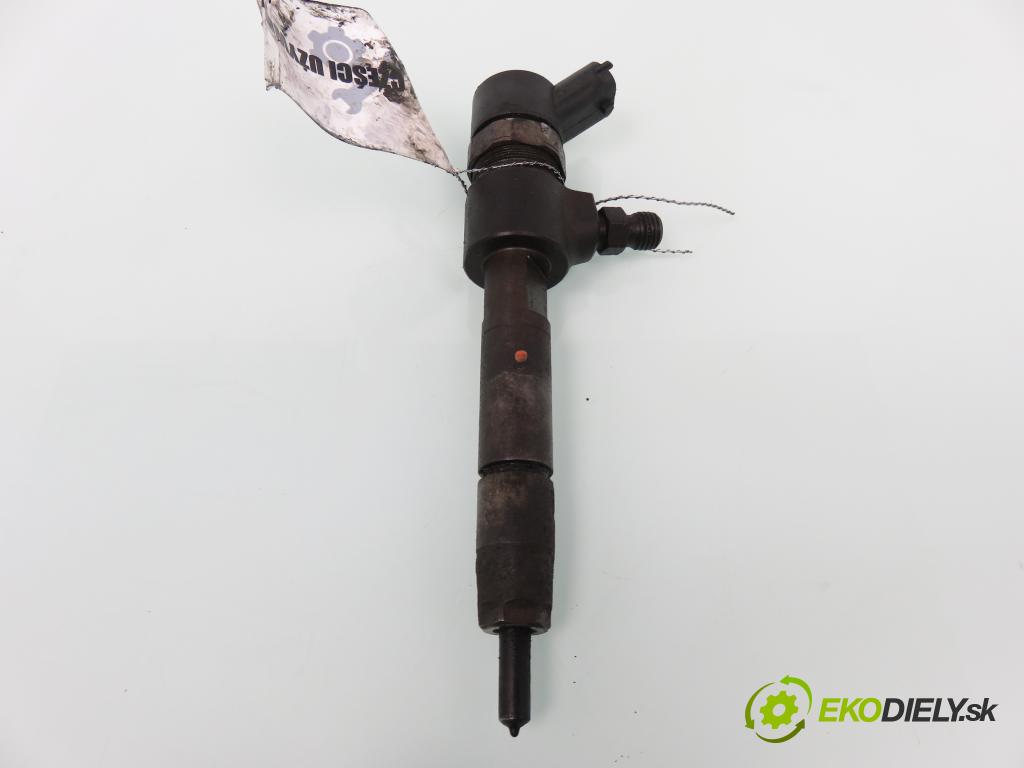 FIAT GRANDE PUNTO (199_) HB 2006 96,00 1.9 D Multijet 130 8V - 199 A5.000 1910,00 vstřikovač 0445110276 (Vstřikovač paliva)