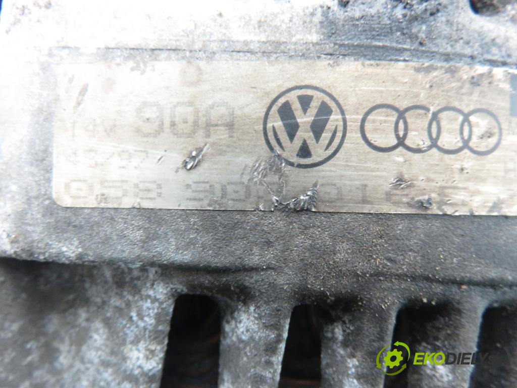 AUDI A4 (8D2, B5) SEDAN 1997 110,00 1.8 T 150 - AEB 1781,00 Alternátor 058903016E (Alternátor)