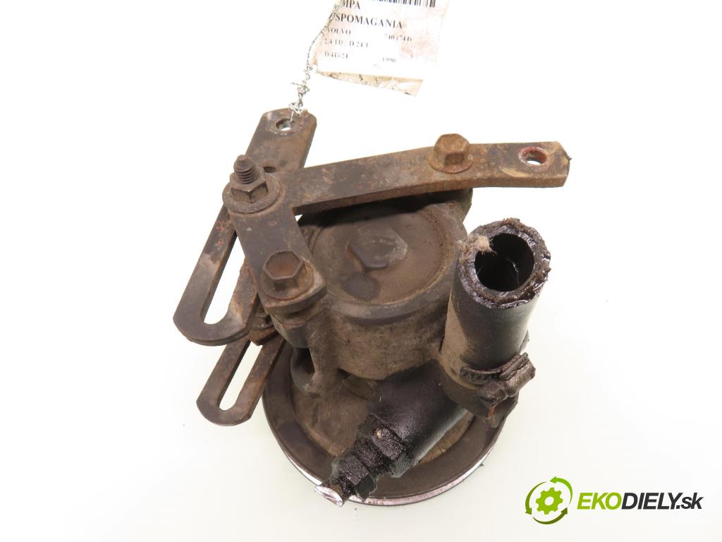 VOLVO 740 (744) SEDAN 1990 79,00 2.4 TD - D 24 T 2383,00 Pumpa servočerpadlo  (Servočerpadlo, pumpa riadenia)