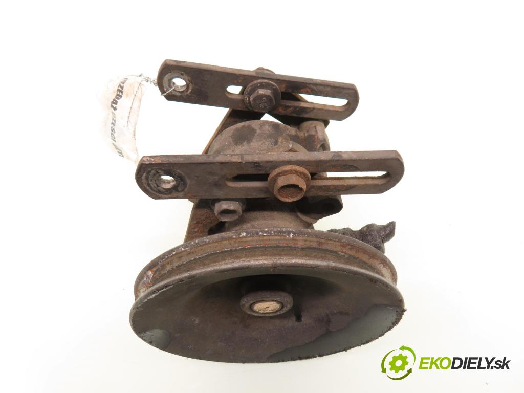 VOLVO 740 (744) SEDAN 1990 79,00 2.4 TD - D 24 T 2383,00 Pumpa servočerpadlo  (Servočerpadlo, pumpa riadenia)