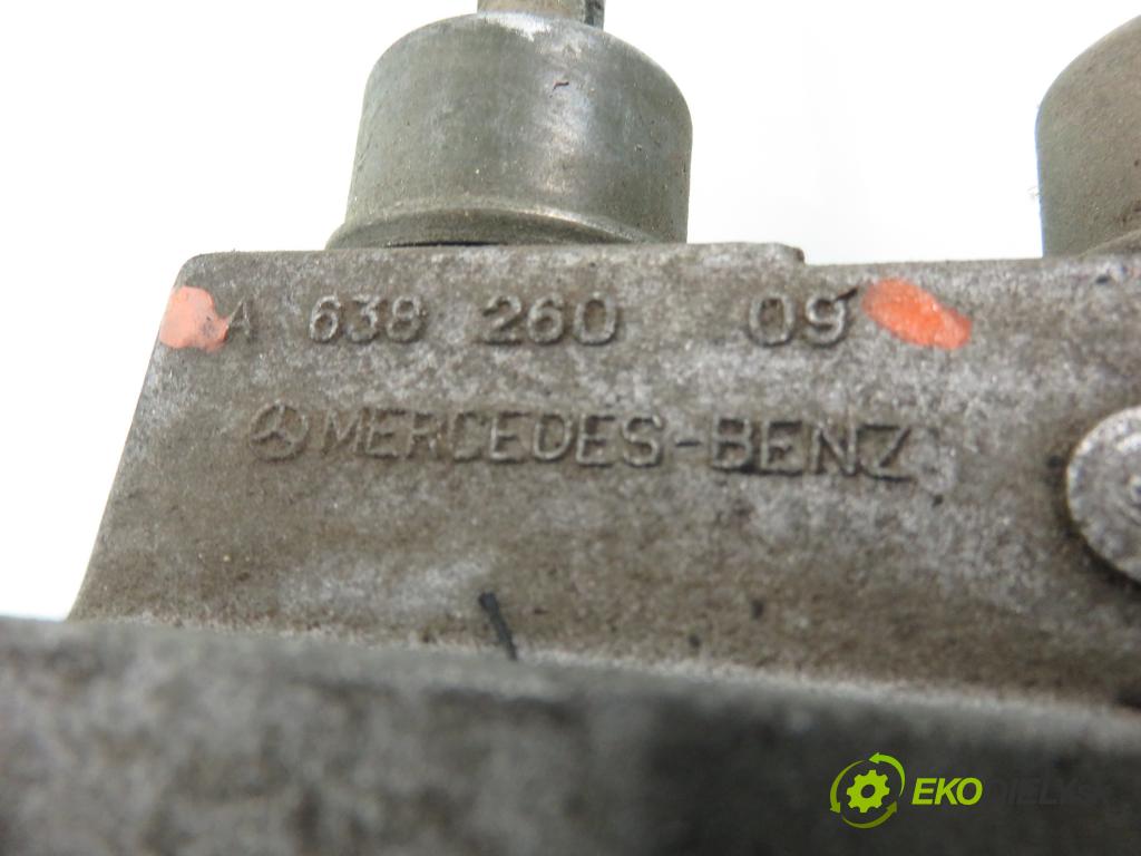 MERCEDES-BENZ VITO Skrzynia (638) FURGON 1998 72,00 110 D 2.3 (638.074, 638.078) - OM 601.970 2299,00 ZVEDÁK: A63826009