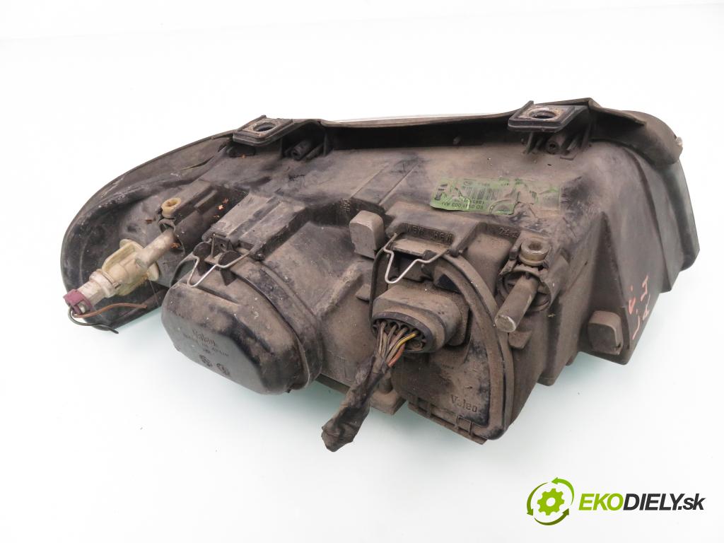 AUDI A4 (8D2, B5) SEDAN 2001 75,00 1.6 - ALZ 1595,00 Svetlo LP 8D0941003AM