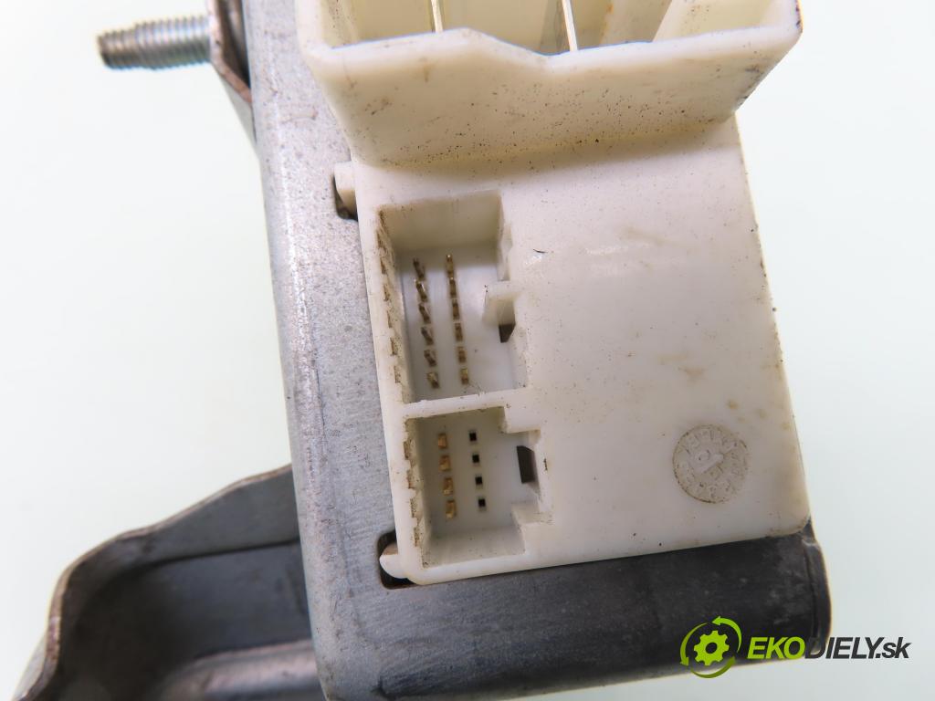 TOYOTA YARIS (_P9_) HB 2006 51,00 1.0 VVT-i (KSP90_) - 1KR-FE 998,00 Riadiaca jednotka servočerpadlo 896500D091 (Riadiaca jednotka)