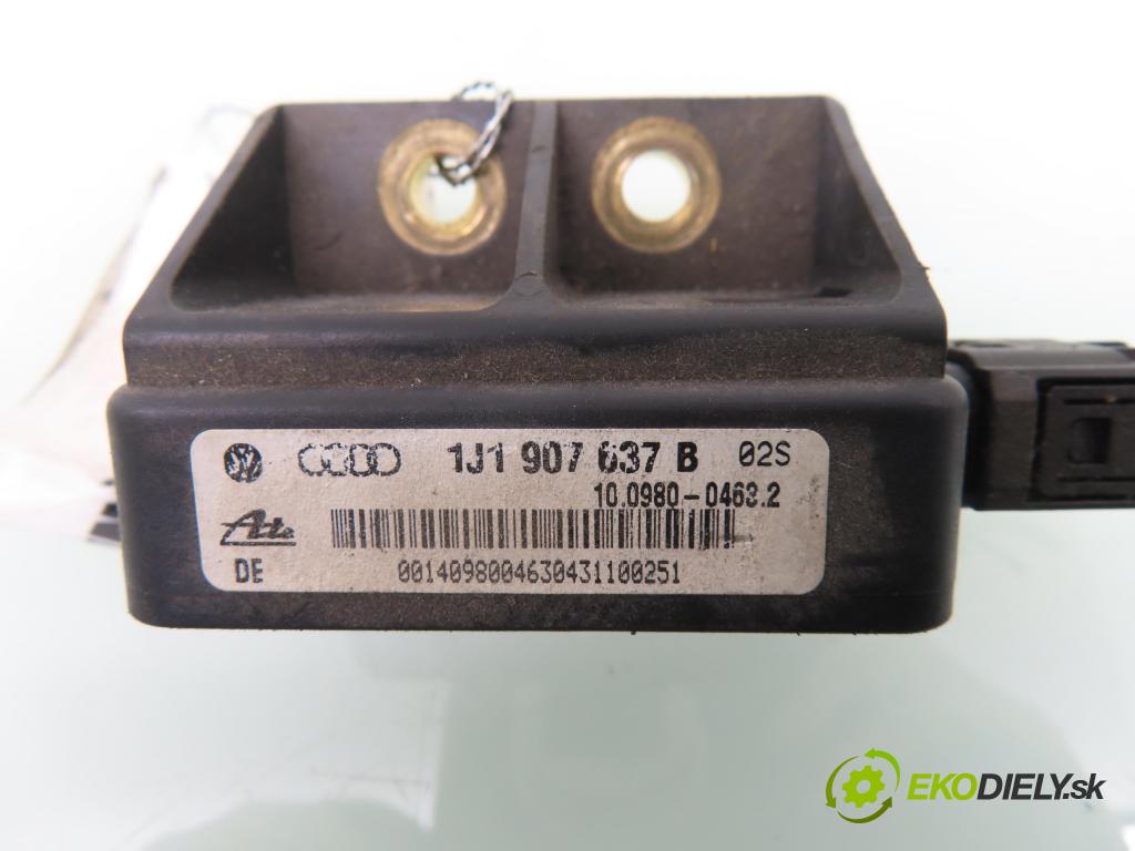 AUDI A3 (8L1) HB 2001 81,00 1.9 TDI 110 - AHF 1896,00 Snímač ESP 1J1907637B ; 1J0907657B