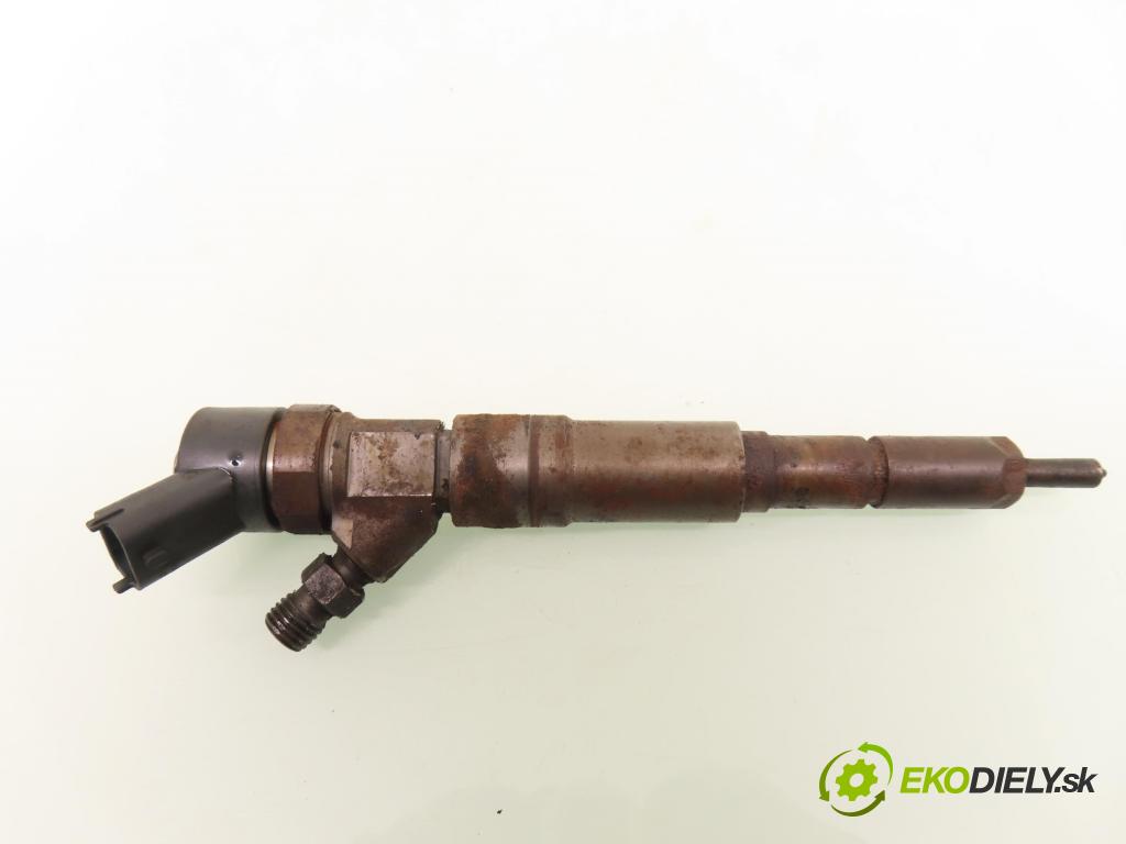 ROVER 75 (RJ) SEDAN 2000 85,00 2.0 CDT 116 - 204D2 1951,00 vstrekovač 0445110030 ; 2354045 (Vstrekovač paliva)