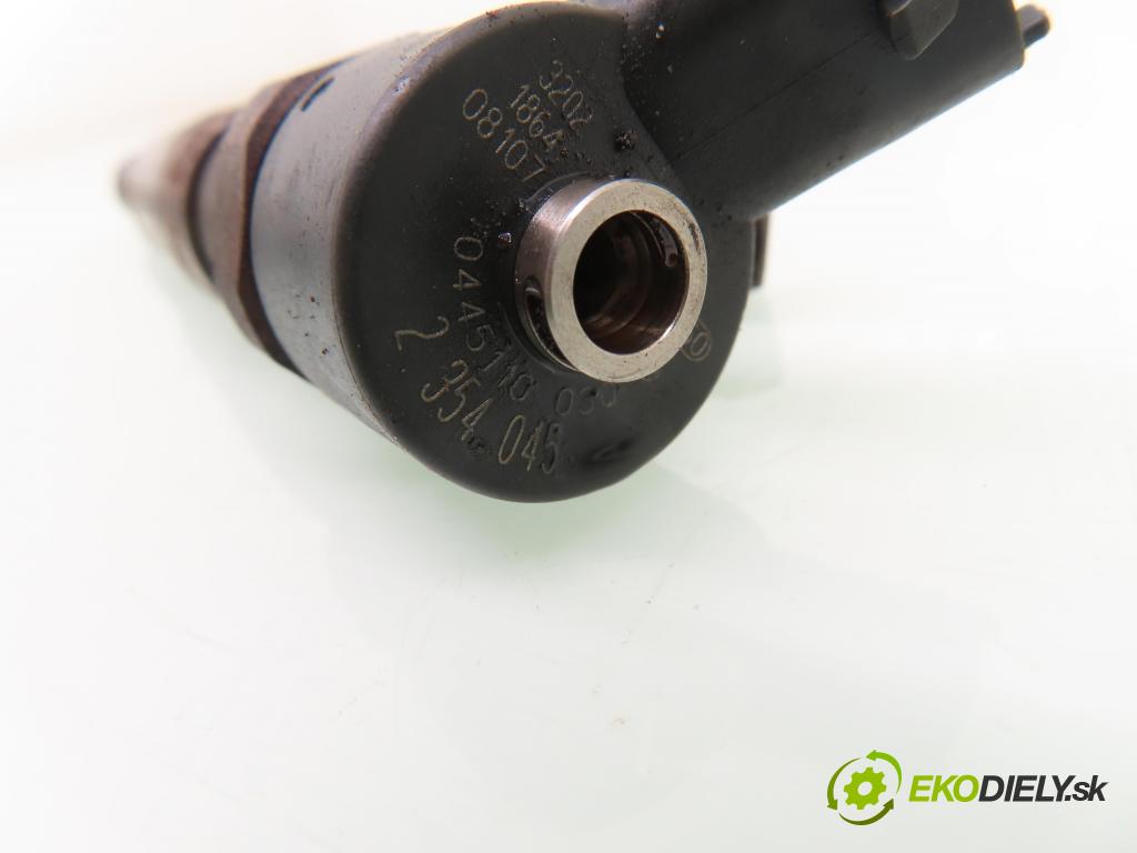 ROVER 75 (RJ) SEDAN 2000 85,00 2.0 CDT 116 - 204D2 1951,00 vstrekovač 0445110030 ; 2354045 (Vstrekovač paliva)