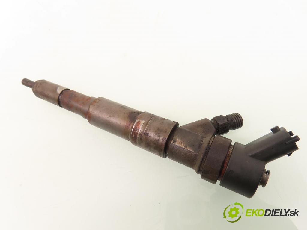 ROVER 75 (RJ) SEDAN 2000 85,00 2.0 CDT 116 - 204D2 1951,00 vstrekovač 0445110030 ; 2354045 (Vstrekovač paliva)