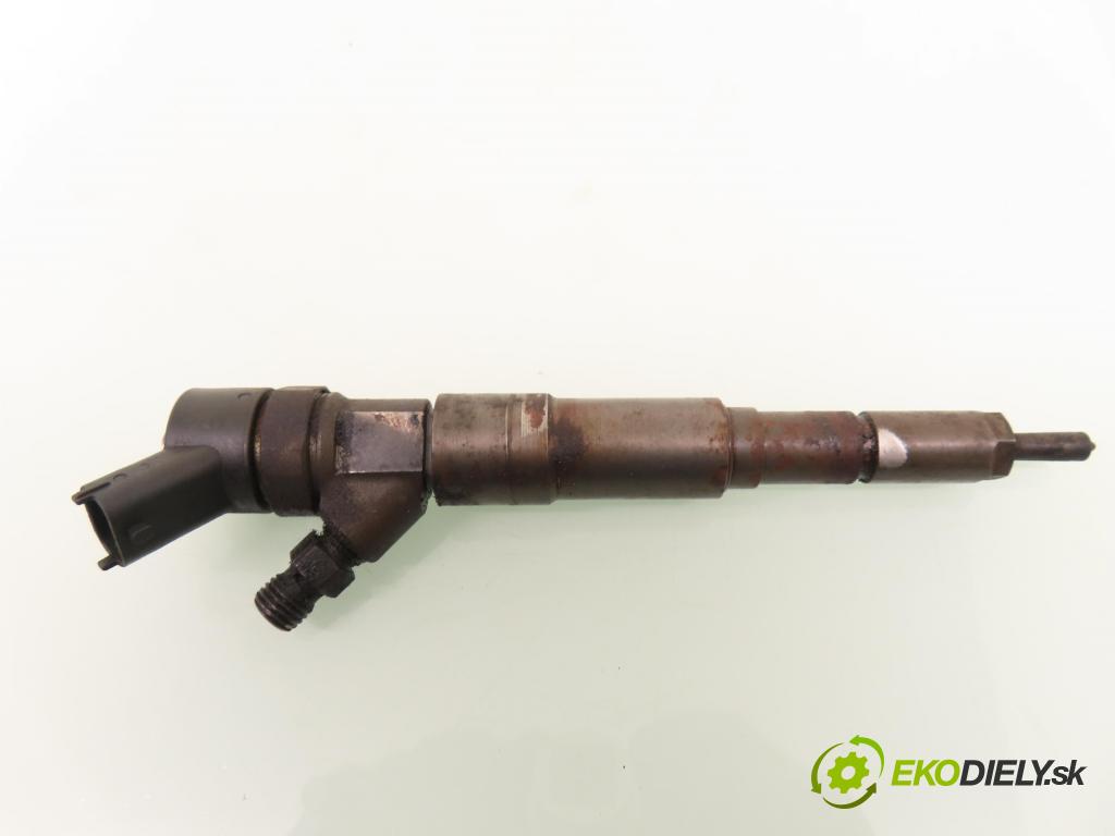 ROVER 75 (RJ) SEDAN 2000 85,00 2.0 CDT 116 - 204D2 1951,00 vstrekovač 0445110030 ; 2354045 (Vstrekovač paliva)