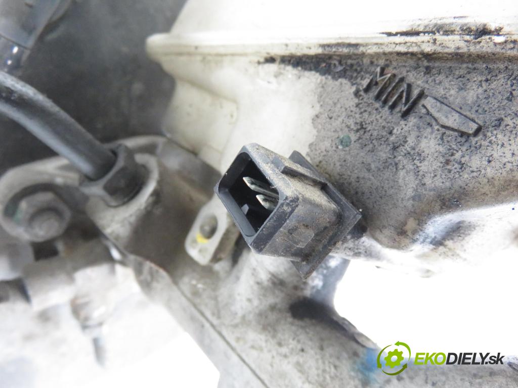 TOYOTA AVENSIS Kombi (_T25_) KOMBI 2003 85,00 2.0 D-4D 116 - 1CD-FTV 1995,00 Posilovač 4720005170 ; 0204024541 (Servočerpadlo, pumpa riadenia)