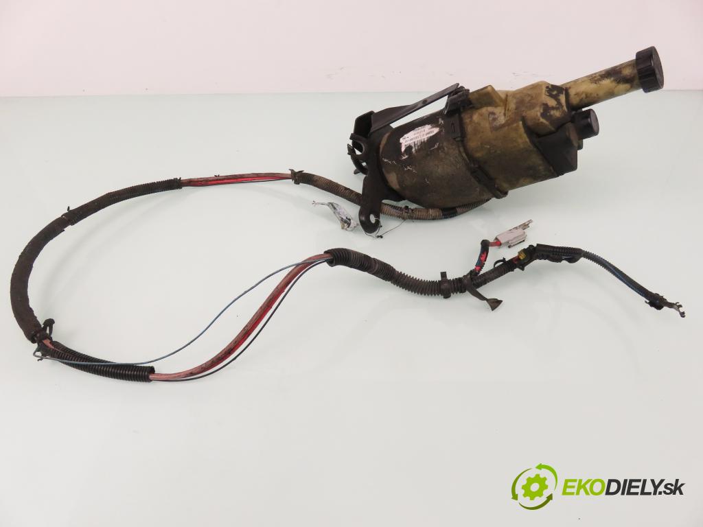 OPEL ASTRA G liftback (T98) HB 1998 66,00 1.4 16V - X 14 XE 1389,00 Pumpa servočerpadlo 9191970 ; 26078682