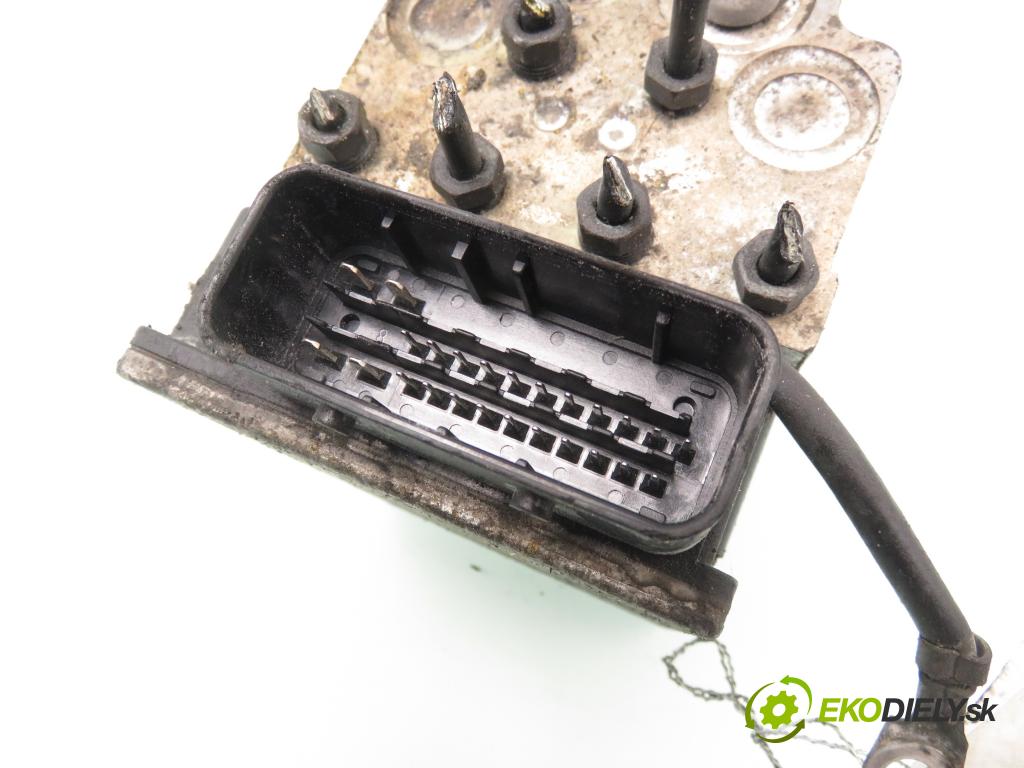 SAAB 9-5 (YS3E) SEDAN 2003 110,00 2.0 t 150 - B205E 1985,00 Pumpa ABS 13509102L ; 13664002 ; 13664002 (Pumpa ABS)