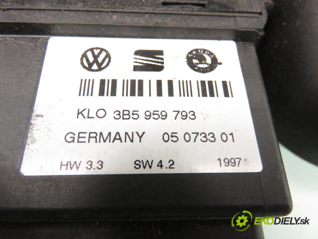 VW PASSAT B5 (3B2) SEDAN 1998 74,00 1.9 TDI - AVB 1896,00 Panel ovládania okien 3B5959793