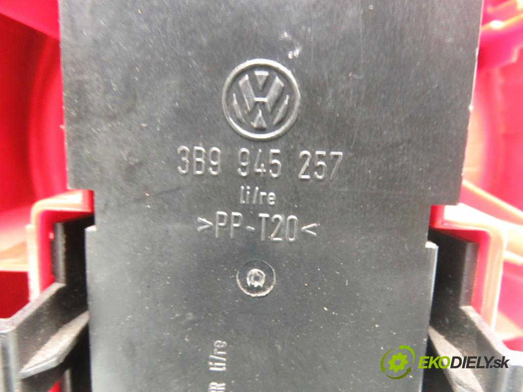 VW PASSAT B5 Variant (3B5) KOMBI 1997 92,00 1.8 - ARG 1781,00 Svetlo pravé zadné 3B9945112F ; 3B9945257