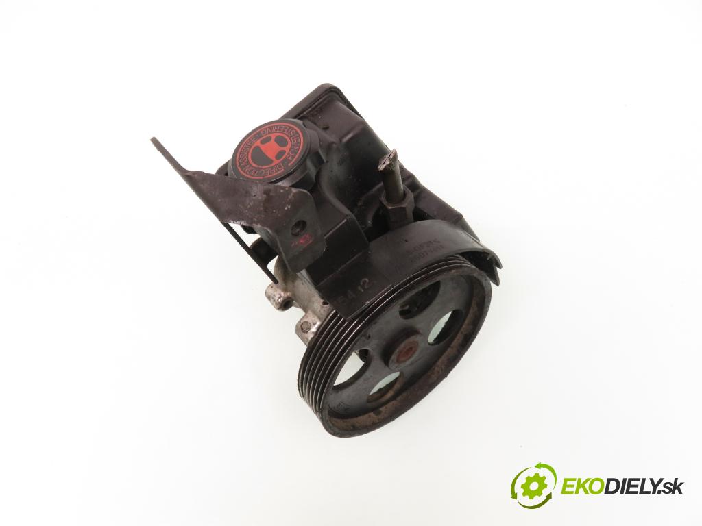 PEUGEOT 206 liftback (2A/C) HB 2002 55,00 1.4 75 - KFW 1360,00 Pumpa servočerpadlo 9631411580 ; 9630501680 (Servočerpadlo, pumpa riadenia)