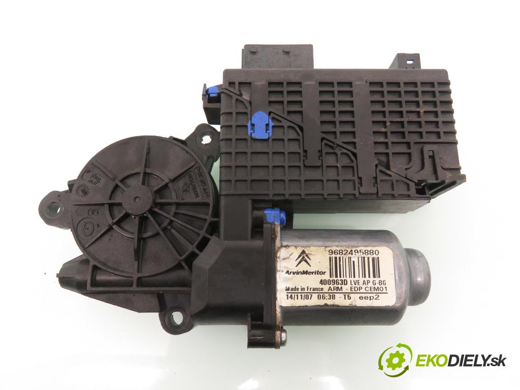 CITROEN C4 Picasso I (UD_) MINIVAN 2007 80,00 1.6 HDi 16V 109 - 9HZ 1560,00 motorek sťahovaní oken LP 9682495880