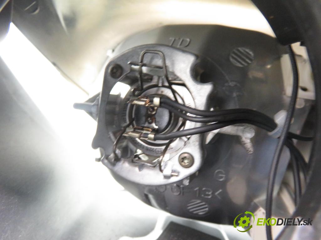 CITROEN C5 I (DC_) LIFTBACK 2002 100,00 2.0 16V (DCRFNC, DCRFNF) - RFN (EW10J4) 1997,00 světlo LP 9632664880
