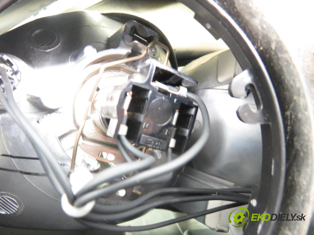 CITROEN C5 I (DC_) LIFTBACK 2002 100,00 2.0 16V (DCRFNC, DCRFNF) - RFN (EW10J4) 1997,00 světlo PP 9632664780
