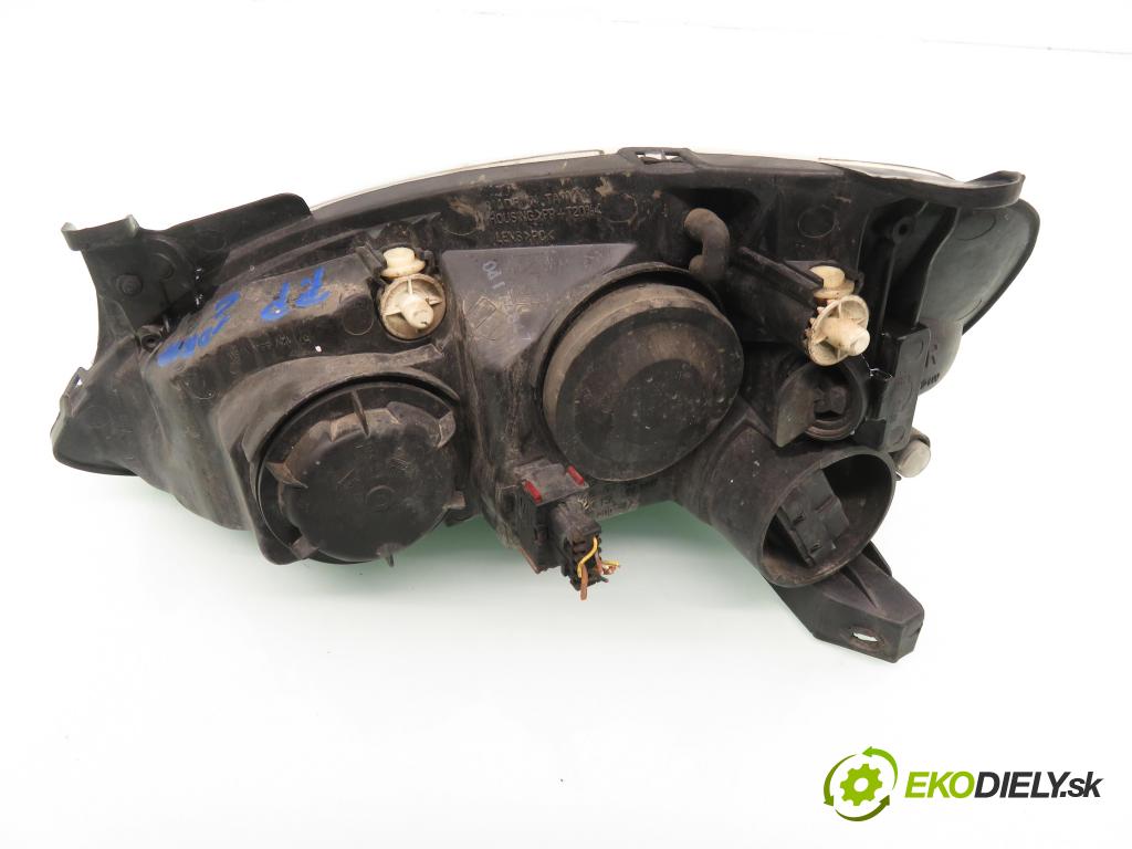 OPEL CORSA C (X01) HB 2002 43,00 1.0 12V 58 - Z 10 XE 973,00 světlo PP
