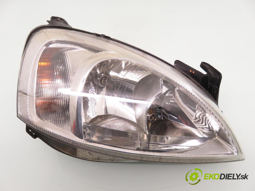 OPEL CORSA C (X01) HB 2002 43,00 1.0 12V 58 - Z 10 XE 973,00 světlo PP