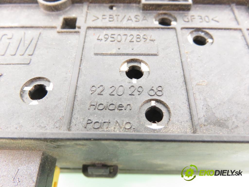 OPEL VECTRA C Kombi (Z02) KOMBI 2006 88,00 1.9 CDTI - Z 19 DT 1910,00 zámok dveří kufr EL. 92202968