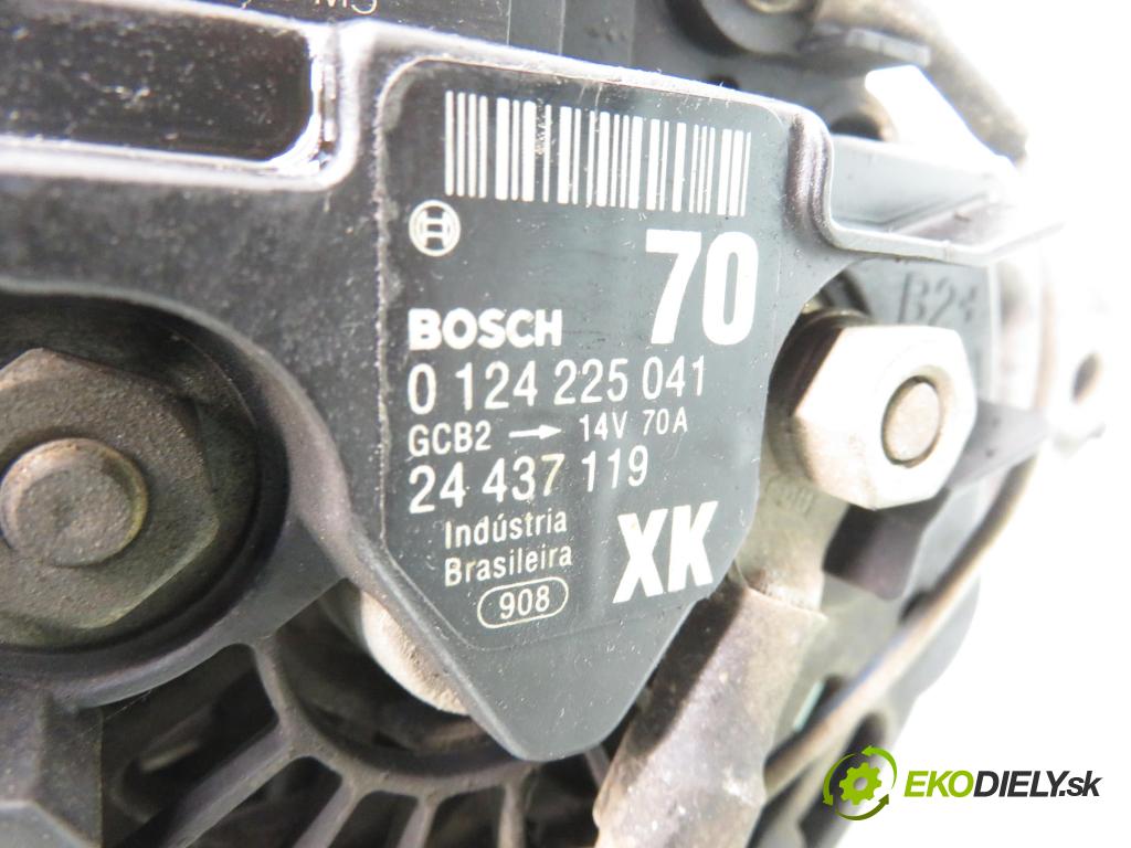 OPEL CORSA C (X01) HB 2003 55,00 1.2 16V 75 - Z 12 XE 1199,00 Alternátor 0124225041 ; 24437119 (Alternátor)