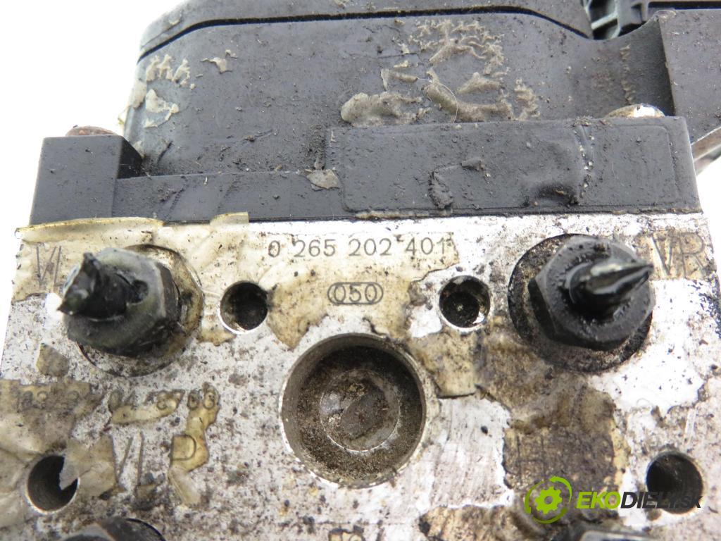 VW PASSAT B5.5 Variant (3B6) KOMBI 2001 96,00 1.9 TDI PD 130 - AVF 1896,00 Pumpa ABS 0265202401 ; 8E0614111T (Pumpa ABS)