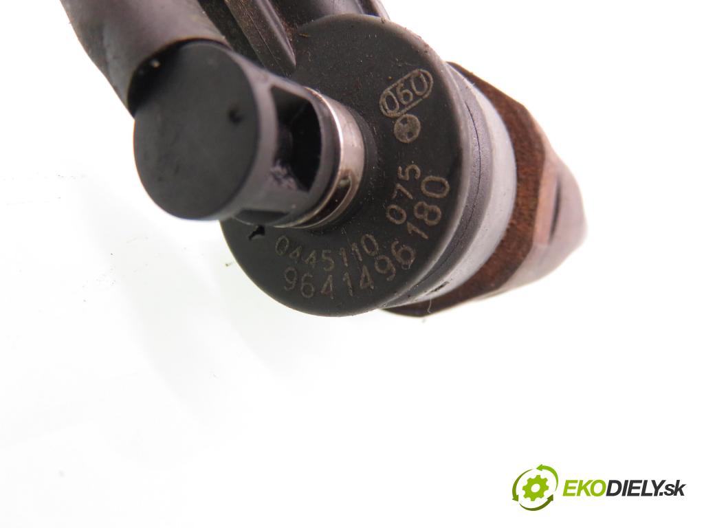 PEUGEOT 206 liftback (2A/C) HB 2003 50,00 1.4 HDi 8V 70 - 8HX 1398,00 vstrekovač 9641496180 ; 0445110075 (Vstrekovač paliva)