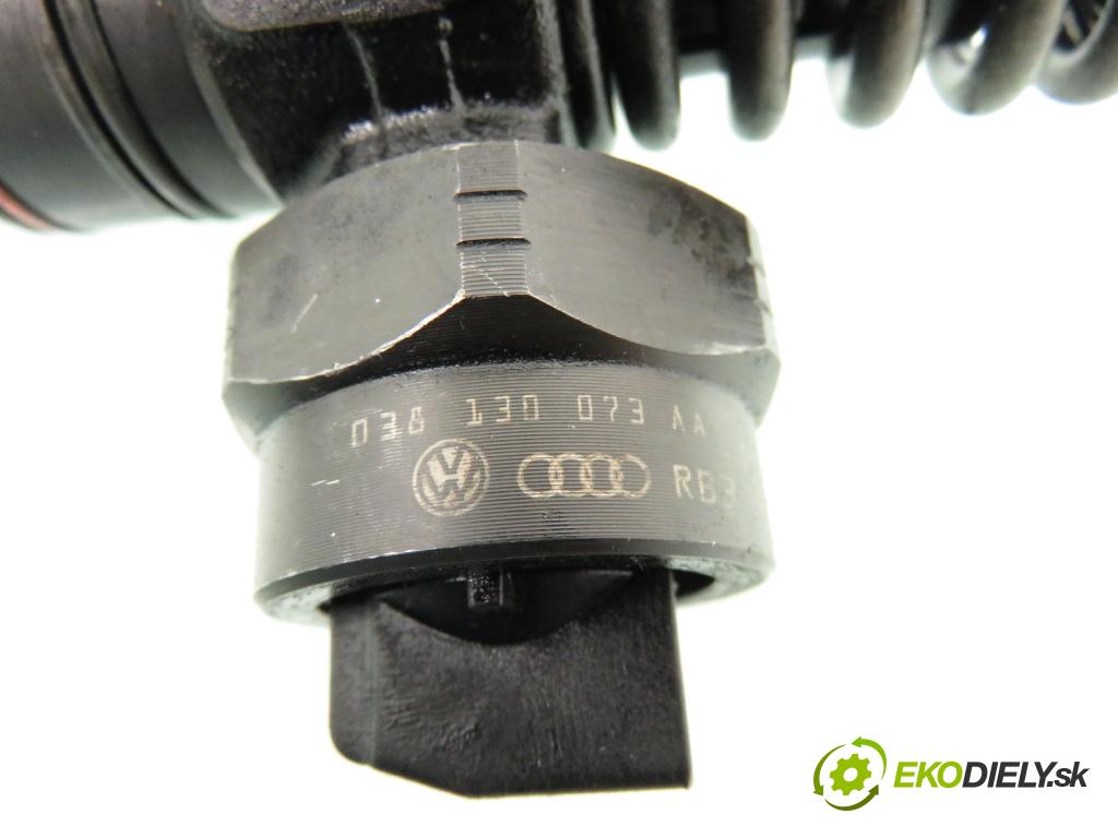 VW PASSAT B5.5 Variant (3B6) KOMBI 2001 96,00 1.9 TDI PD 130 - AVF 1896,00 Vstrekovač 038130073AA ; 0414720028 (Vstrekovač paliva)