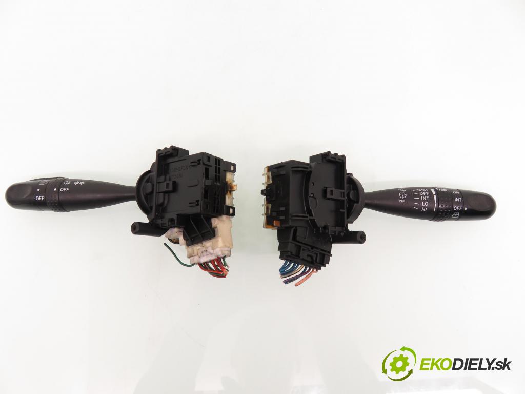 TOYOTA COROLLA (_E12_) HB 2004 66,00 2.0 D-4D 1995,00 páčka/prepínač 02180173713 ; 02290173738
