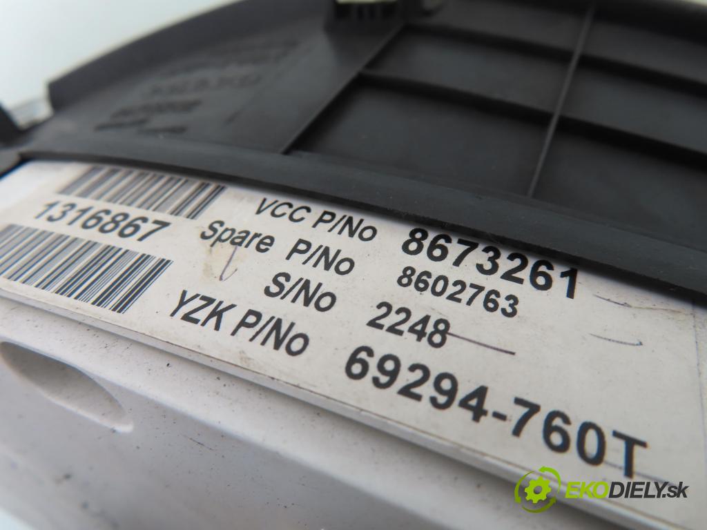 VOLVO S60 I (384) SEDAN 2004 103,00 2.4 Bifuel (CNG) - B 5244 SG 2435,00 Prístrojovka elektrický 8673261 ; 69294760T