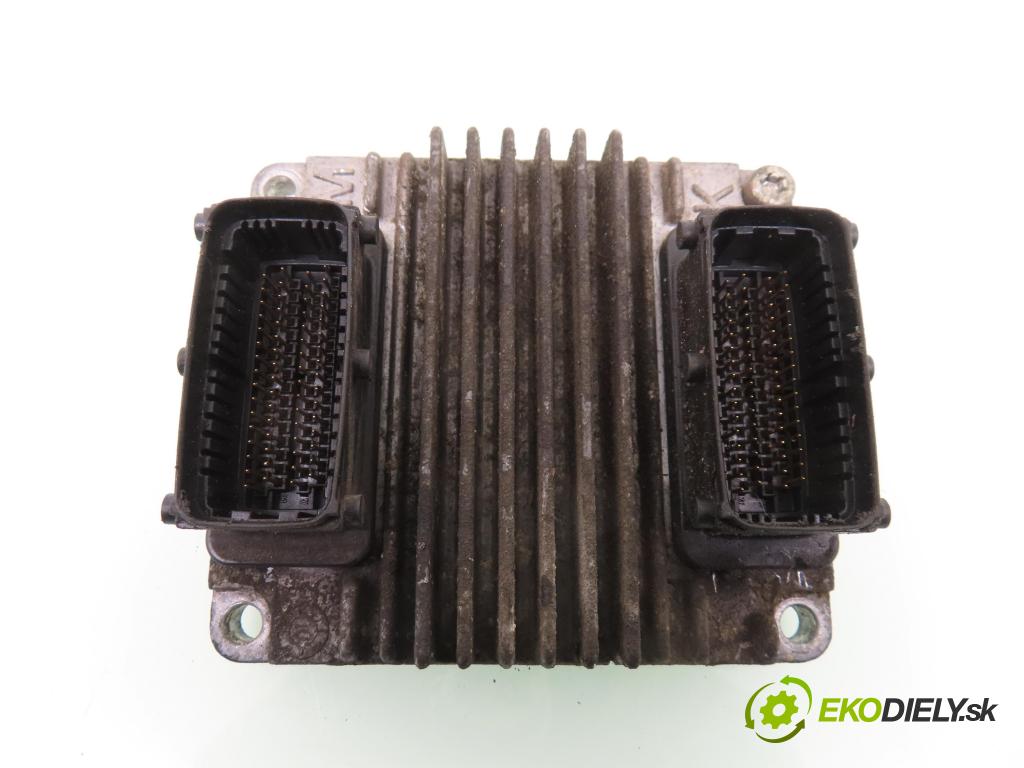 OPEL ASTRA G liftback (T98) HB 2002 66,00 1.4 16V - X 14 XE 1389,00 Riadiaca jednotka Motor 12214850