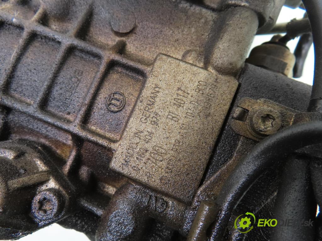 VW GOLF IV (1J1) HB 1999 66,00 1.9 TDI - AGR 1896,00 Pumpa vstrekovacia 0460404977 ; 038130107D (Vstrekovacie čerpadlo)