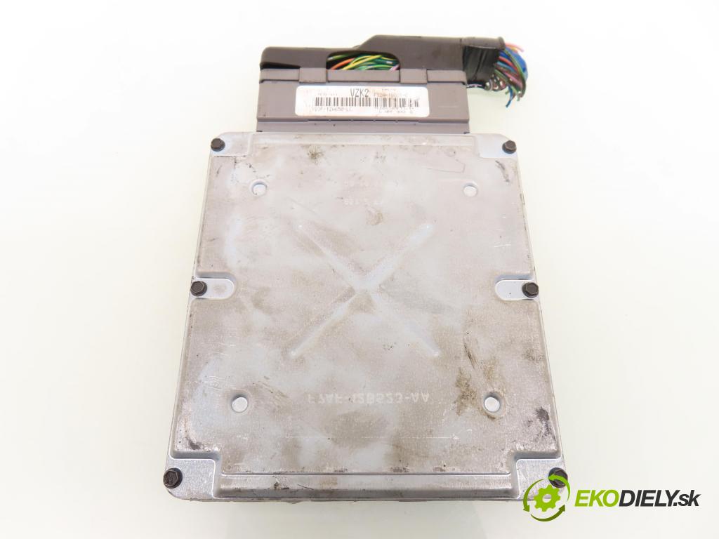MAZDA 626 V (GF) LIFTBACK 2000 85,00 2 - FS 1991,00 Riadiaca jednotka Motor YU3F12A650LC