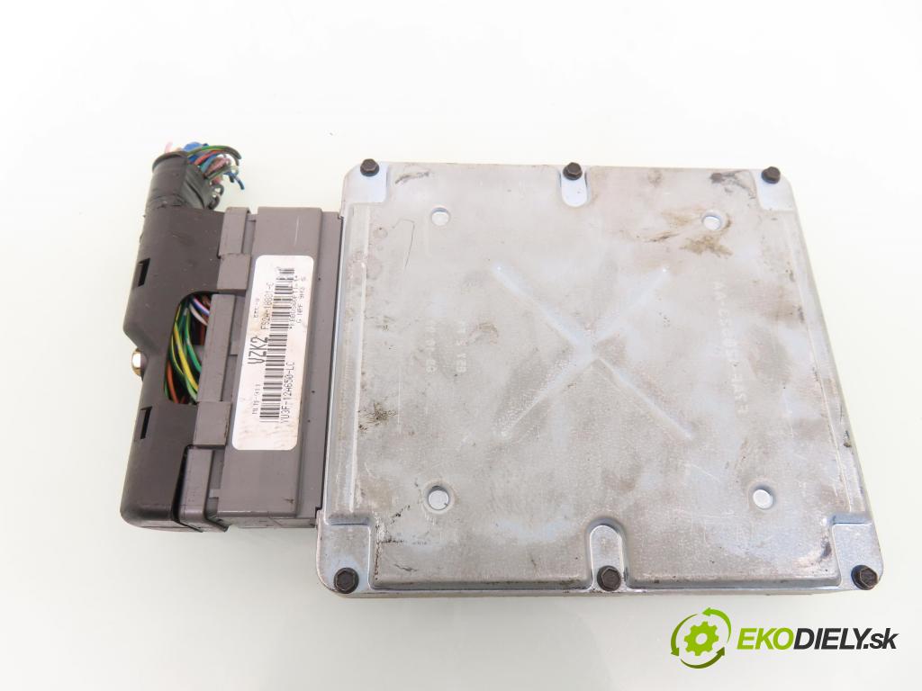 MAZDA 626 V (GF) LIFTBACK 2000 85,00 2 - FS 1991,00 Riadiaca jednotka Motor YU3F12A650LC