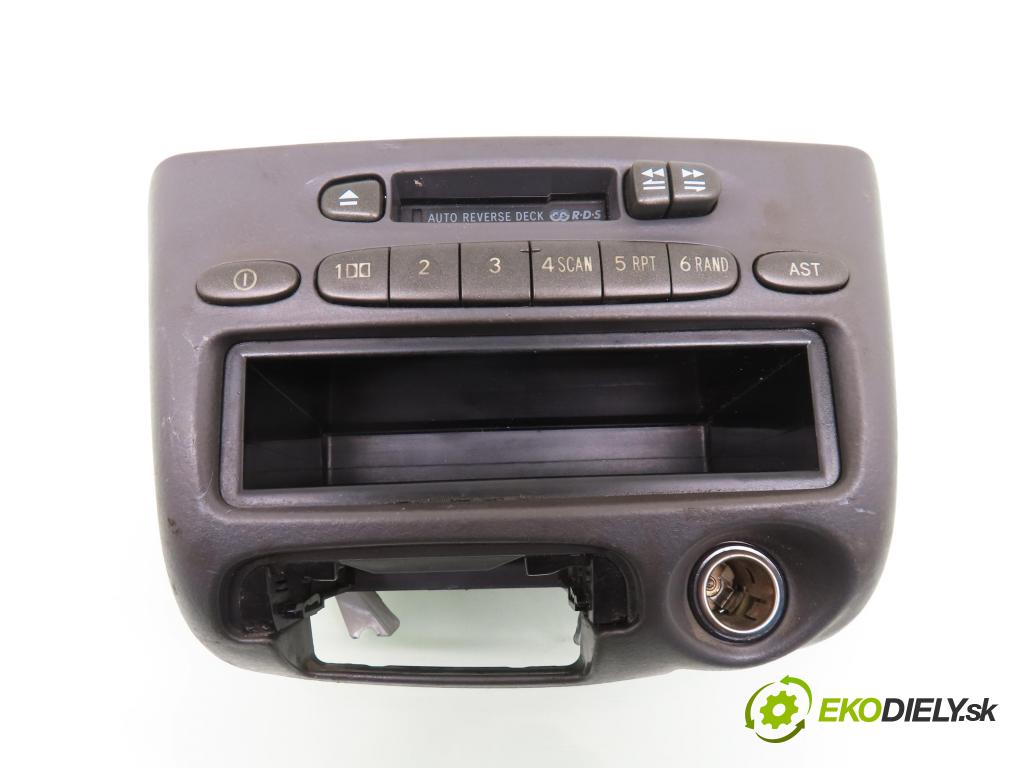 TOYOTA YARIS (_P1_) HB 1999 50,00 1.0 VVT- i 68 - 1SZ-FE 998,00 RADIO Modul 8612052021