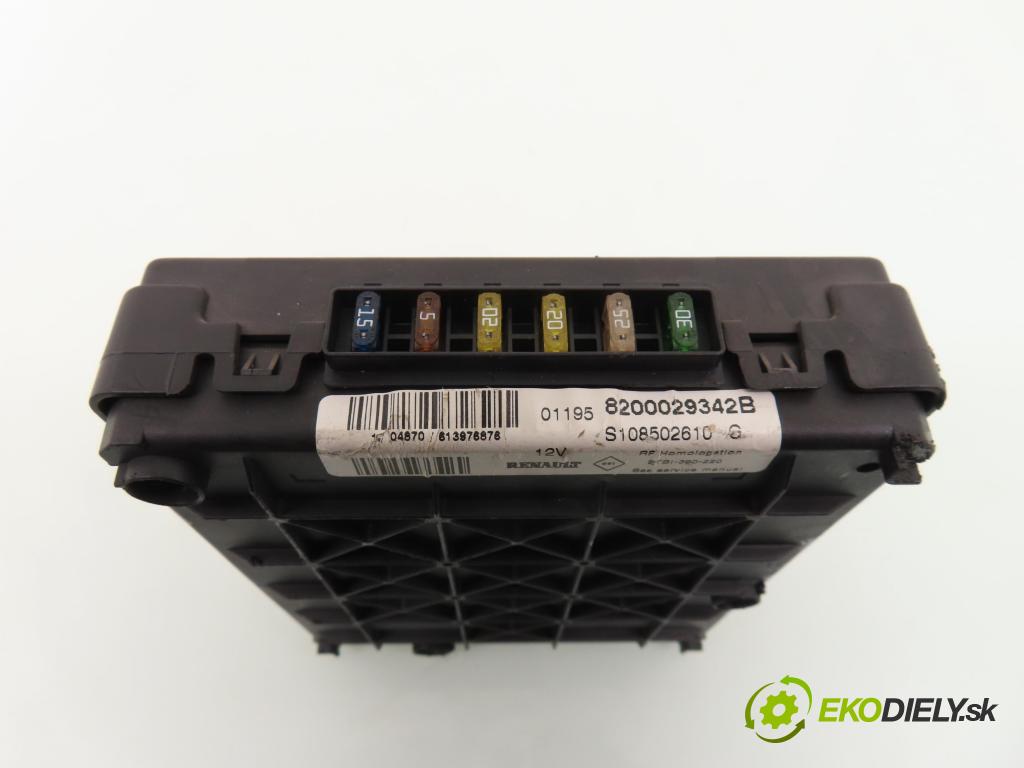 RENAULT SCENIC I (JA0/1_) MINIVAN 2001 79,00 1.6 - K4M 706 1598,00 MODUL BSI 8200029342B ; S108502610G