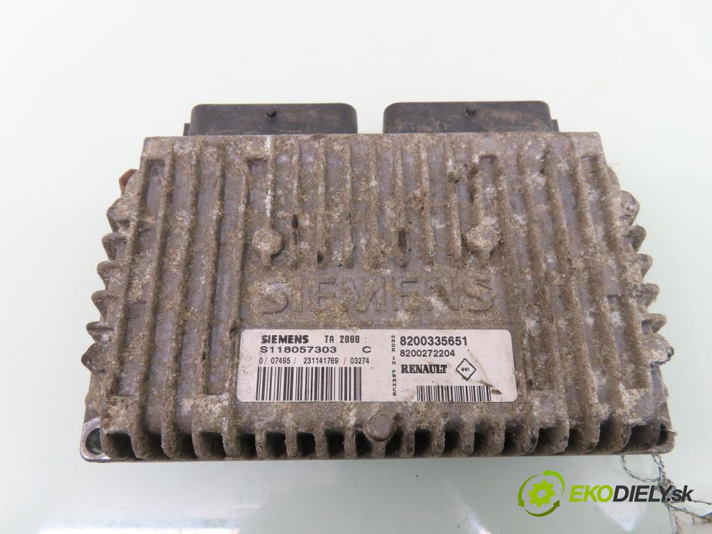 RENAULT SCENIC II (JM0/1_) MINIVAN 2003 99,00 2.0 135 - F4R 770 1998,00 Riadiaca jednotka Motor S118057303C ; 8200335651