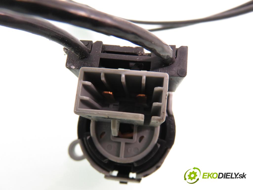 FORD FOCUS (DAW, DBW) HB 2001 85,00 1.8 TDCi - F9DA 1753,00 Lanko panel kúrenia 98AB11504AH ; 98AB11503AH