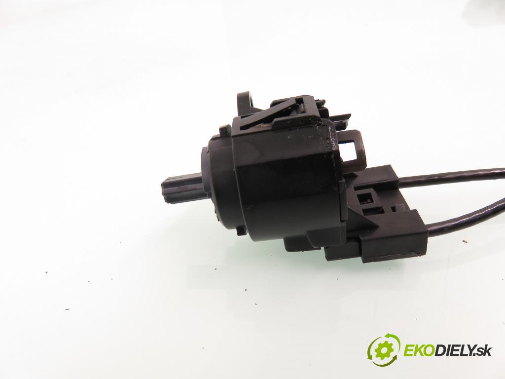 FORD FOCUS (DAW, DBW) HB 2001 85,00 1.8 TDCi - F9DA 1753,00 Lanko panel kúrenia 98AB11504AH ; 98AB11503AH