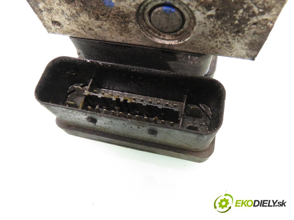 CITROEN C3 I (FC_) HB 2003 50,00 1.4 HDi 8V - 8HX 1398,00 Pumpa ABS 10097011443 ; 9662298480 ; 10020700924 (Pumpa ABS)