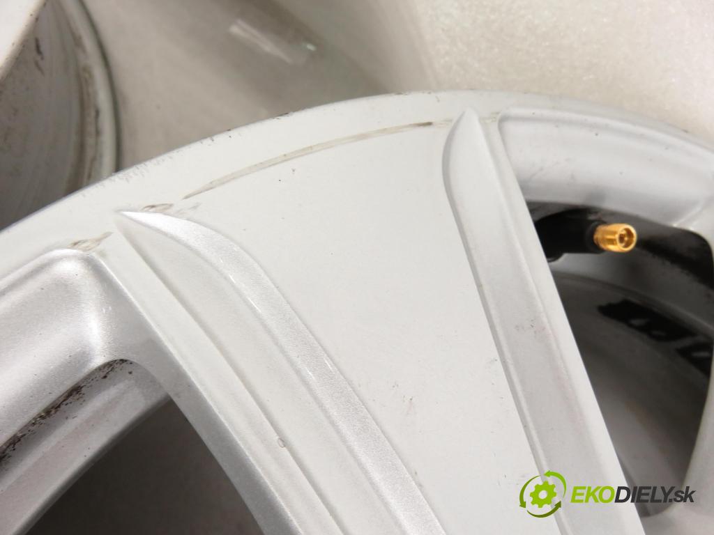 AUDI 0 disky / disk 8U0601025Q