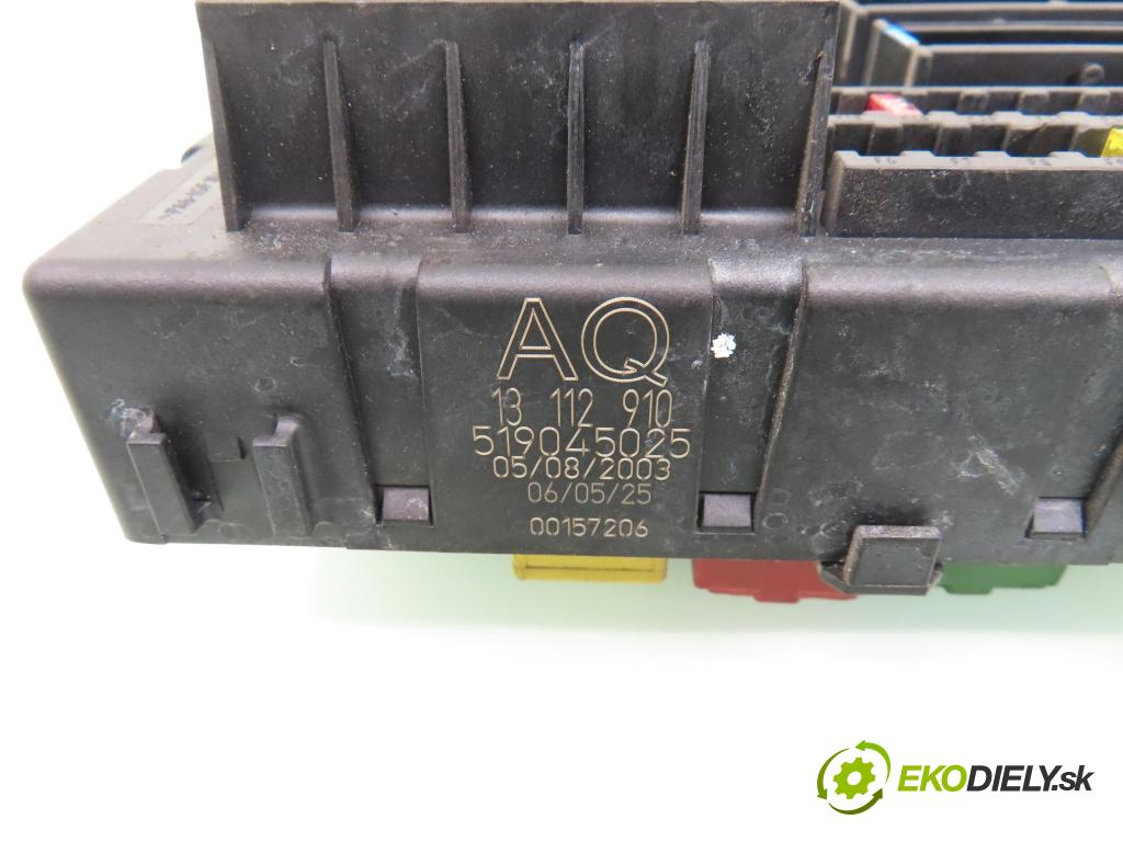 OPEL VECTRA C (Z02) LIFTBACK 2003 74,00 1.6 16V - Z 16 XE 1598,00 spinačka / imobilizéra IMMO / Riadiaca jednotka 12223640 ; 13159801BQ ; 13132475GL