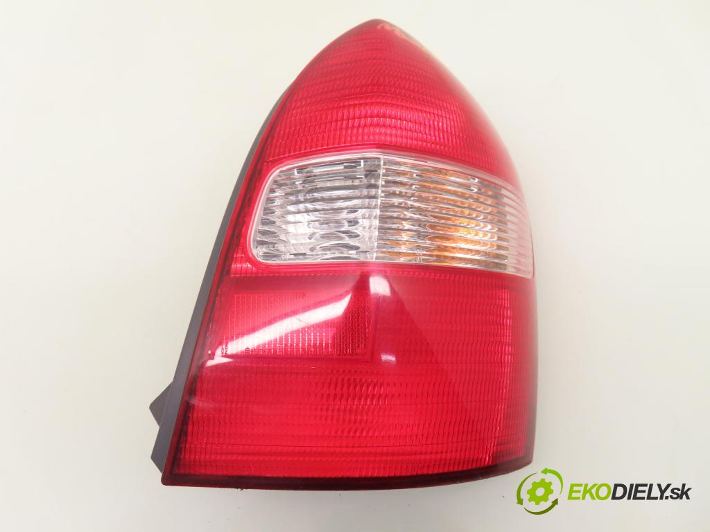 MAZDA 323 F VI (BJ) HB 1999 65,00 1.5 16V - ZL05 1498,00 Svetlo pravé zadné