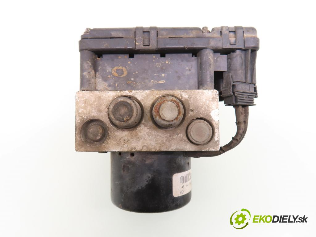 CHRYSLER VOYAGER IV (RG, RS) VAN 2003 105,00 2.5 CRD 143 - ENJ 2499,00 Pumpa ABS 04686702AC ; P04721427AI (Pumpa ABS)