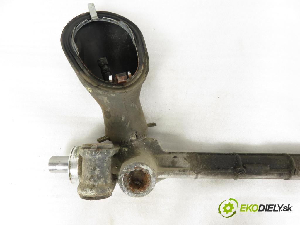 TOYOTA YARIS (_P9_) HB 2006 51,00 1.0 VVT-i (KSP90_) - 1KR-FE 998,00 Riadenie bez servočerpadlo F800000672