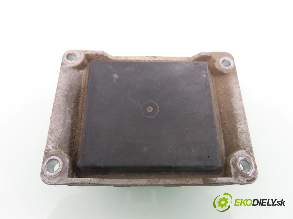 OPEL AGILA (A) (H00) HB 2000 55,00 1.2 16V - Z 12 XE 1199,00 Riadiaca jednotka Motor 0261206075 ; 09185450